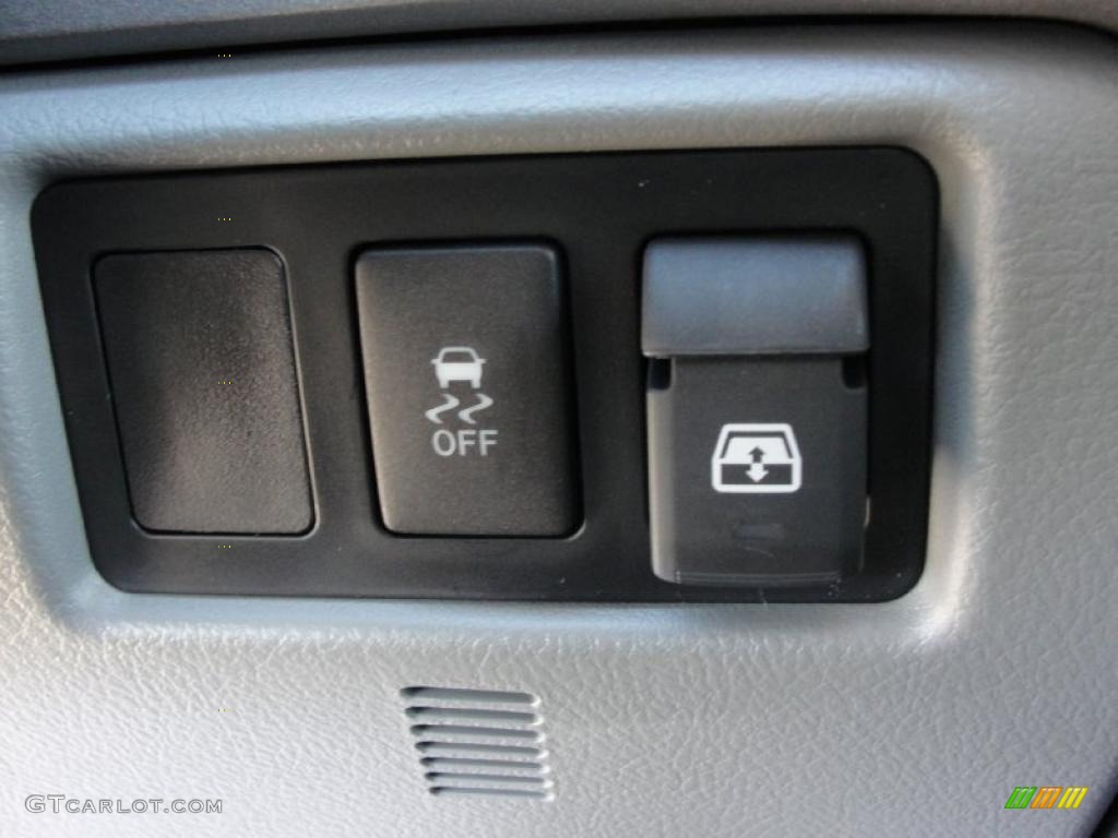 2011 Toyota Tundra CrewMax 4x4 Controls Photo #42662408