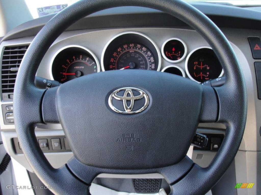 2011 Tundra CrewMax 4x4 - Super White / Graphite Gray photo #33