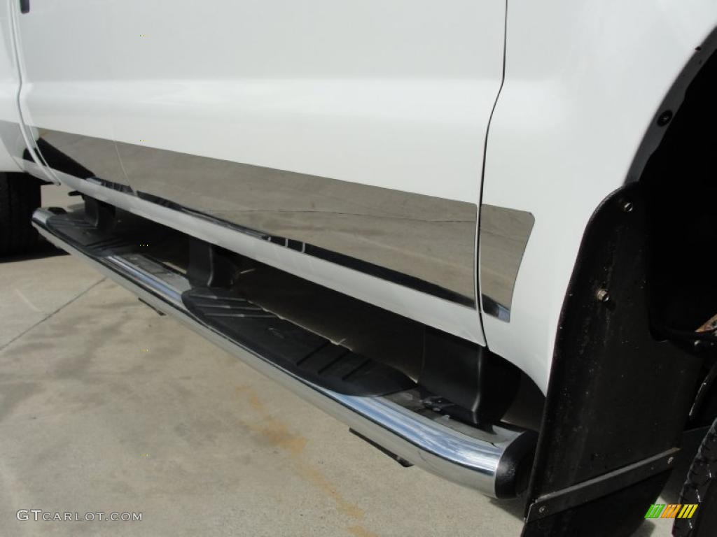 2008 F350 Super Duty Lariat Crew Cab 4x4 Dually - Oxford White / Medium Stone photo #17