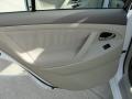 Super White - Camry LE Photo No. 29