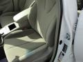 Super White - Camry LE Photo No. 33