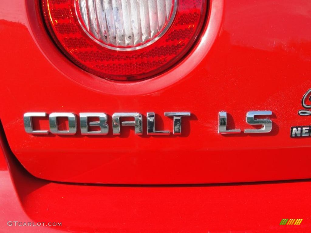 2009 Chevrolet Cobalt LS Coupe Marks and Logos Photos