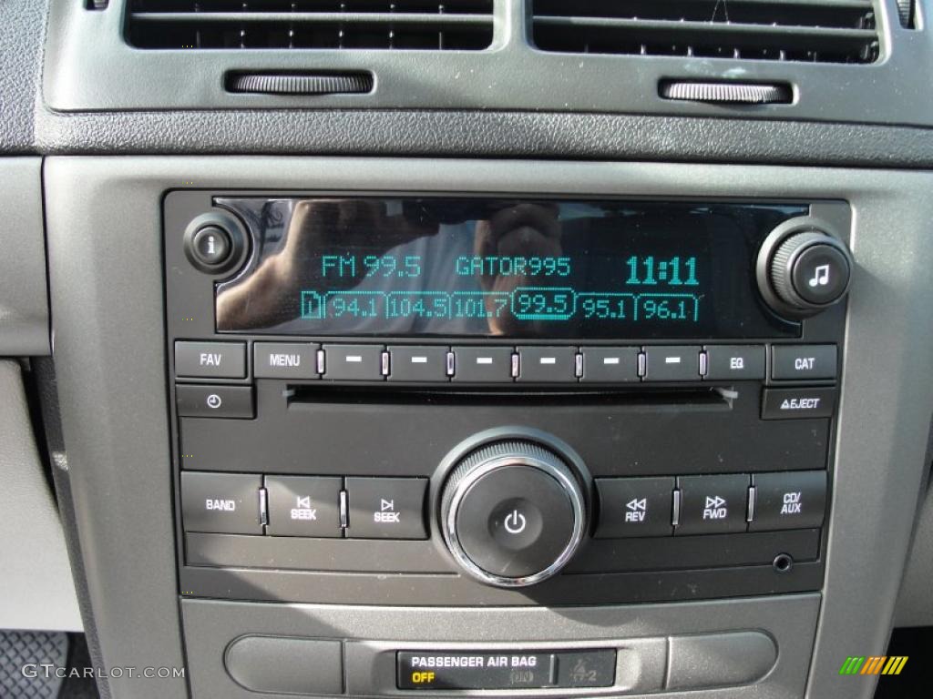 2009 Chevrolet Cobalt LS Coupe Controls Photo #42667950