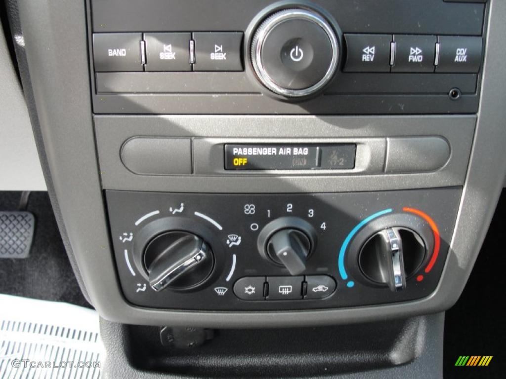 2009 Chevrolet Cobalt LS Coupe Controls Photo #42667966