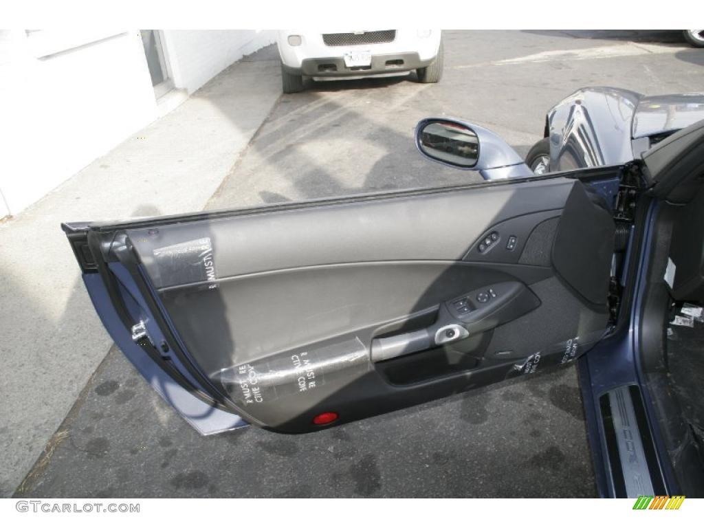 2011 Chevrolet Corvette Grand Sport Coupe Ebony Black Door Panel Photo #42676570