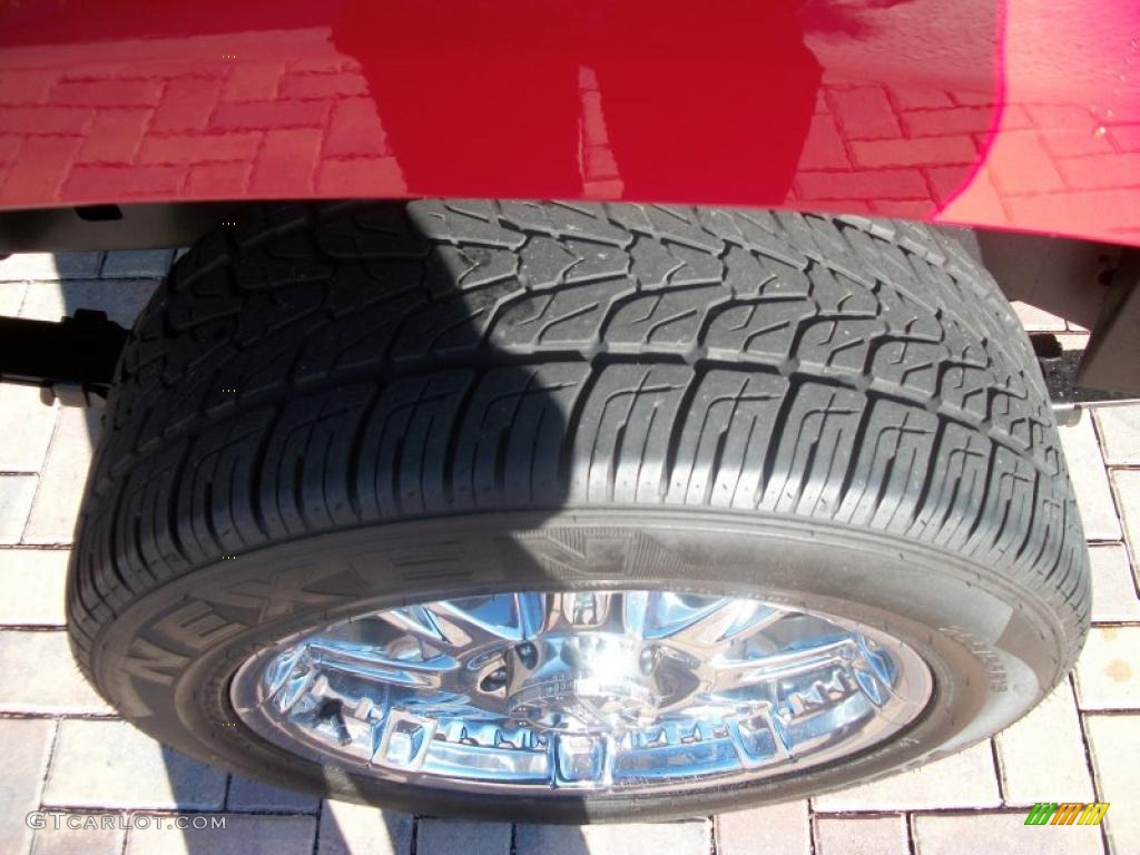 2006 Colorado LT Crew Cab - Victory Red / Very Dark Pewter photo #3