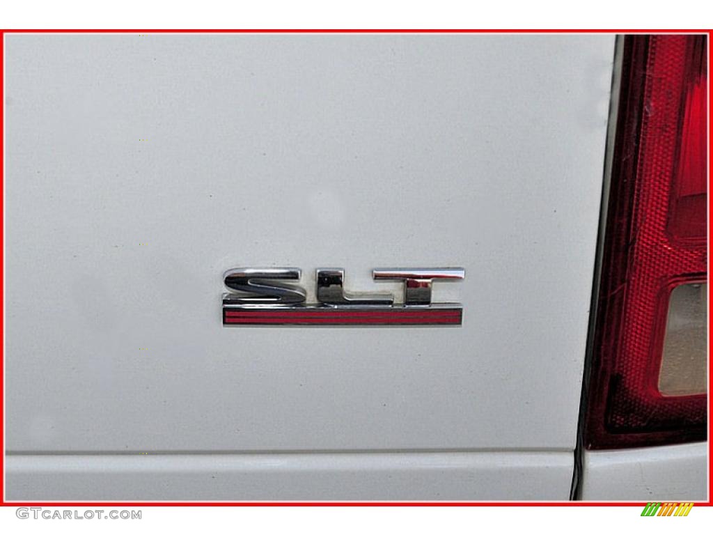 2006 Dodge Ram 3500 SLT Mega Cab Dually Marks and Logos Photo #42680481