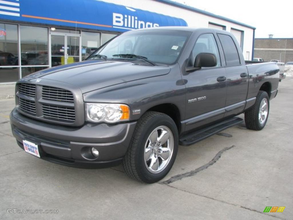 2004 Ram 1500 Laramie Quad Cab - Graphite Metallic / Dark Slate Gray photo #2