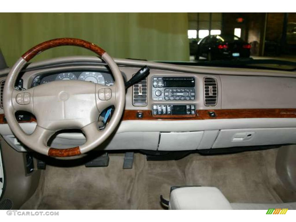 2004 Buick Park Avenue Ultra Shale Dashboard Photo #42685131