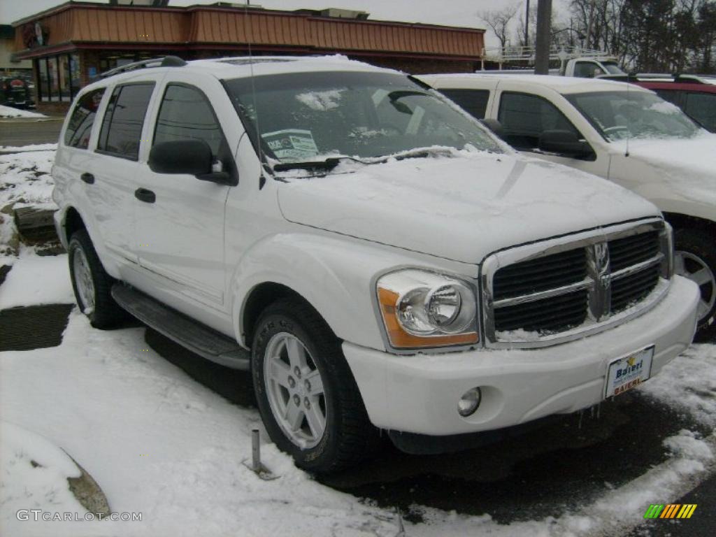 2006 Durango Limited HEMI 4x4 - Bright White / Dark Khaki/Light Khaki photo #1