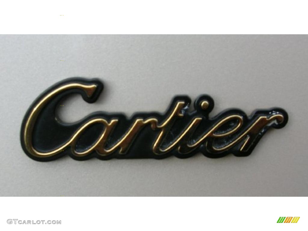 2000 Lincoln Town Car Cartier Marks and Logos Photos