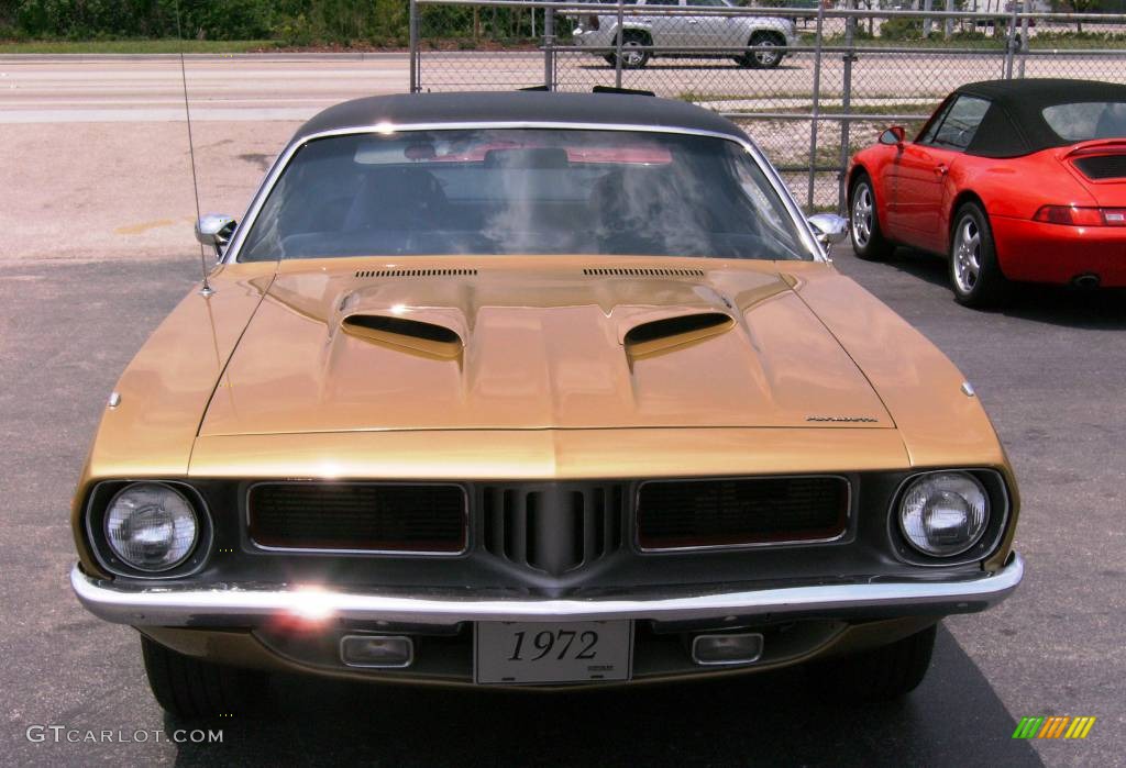 1972 Cuda 340 Coupe - Gold / Black photo #40