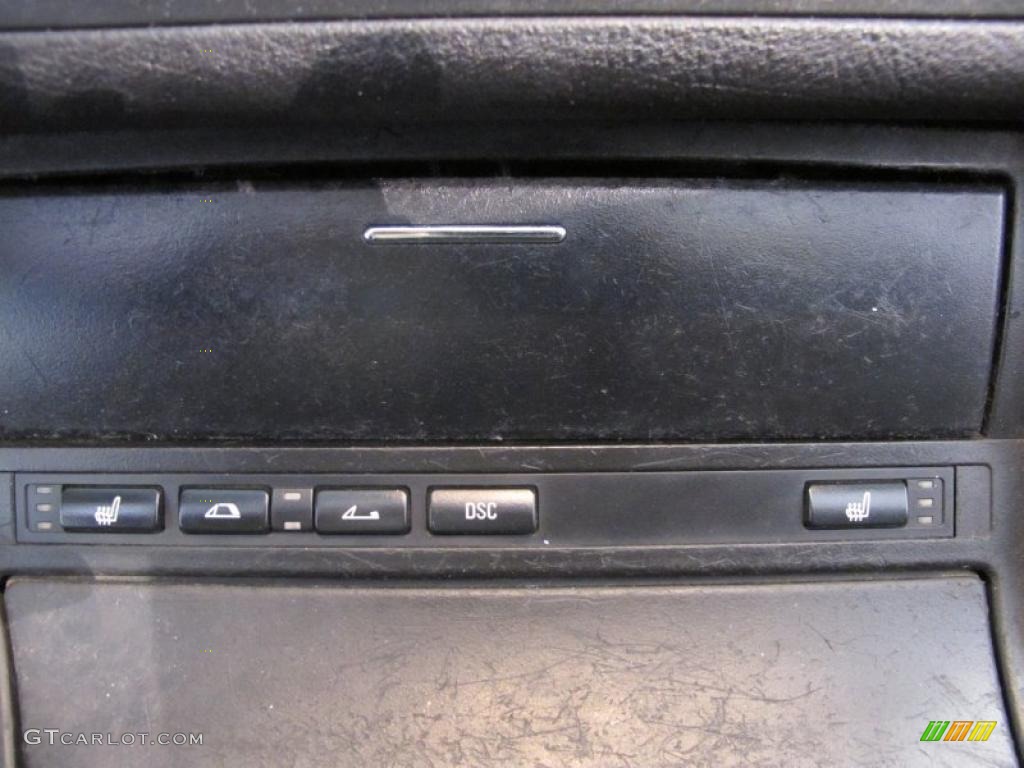2001 3 Series 330i Convertible - Alpine White / Black photo #17