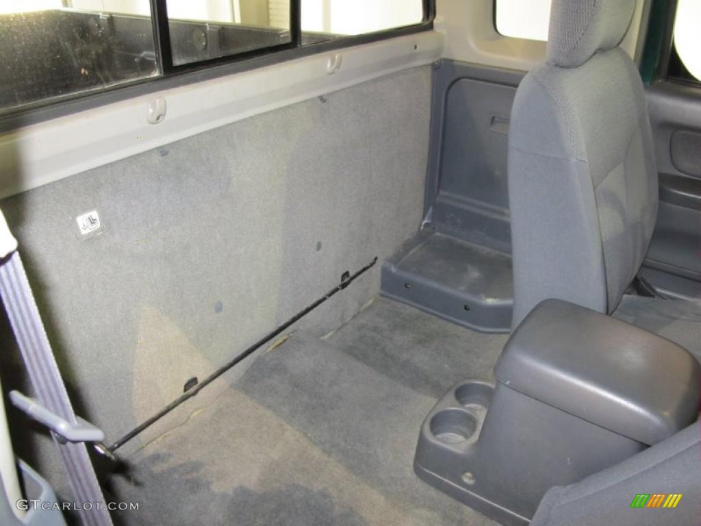 2001 Frontier XE King Cab - Alpine Green Metallic / Gray photo #8