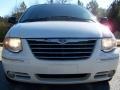 2005 Stone White Chrysler Town & Country Limited  photo #20