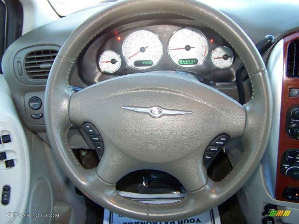 2005 Chrysler Town & Country Limited Dark Khaki/Light Graystone Steering Wheel Photo #42693479