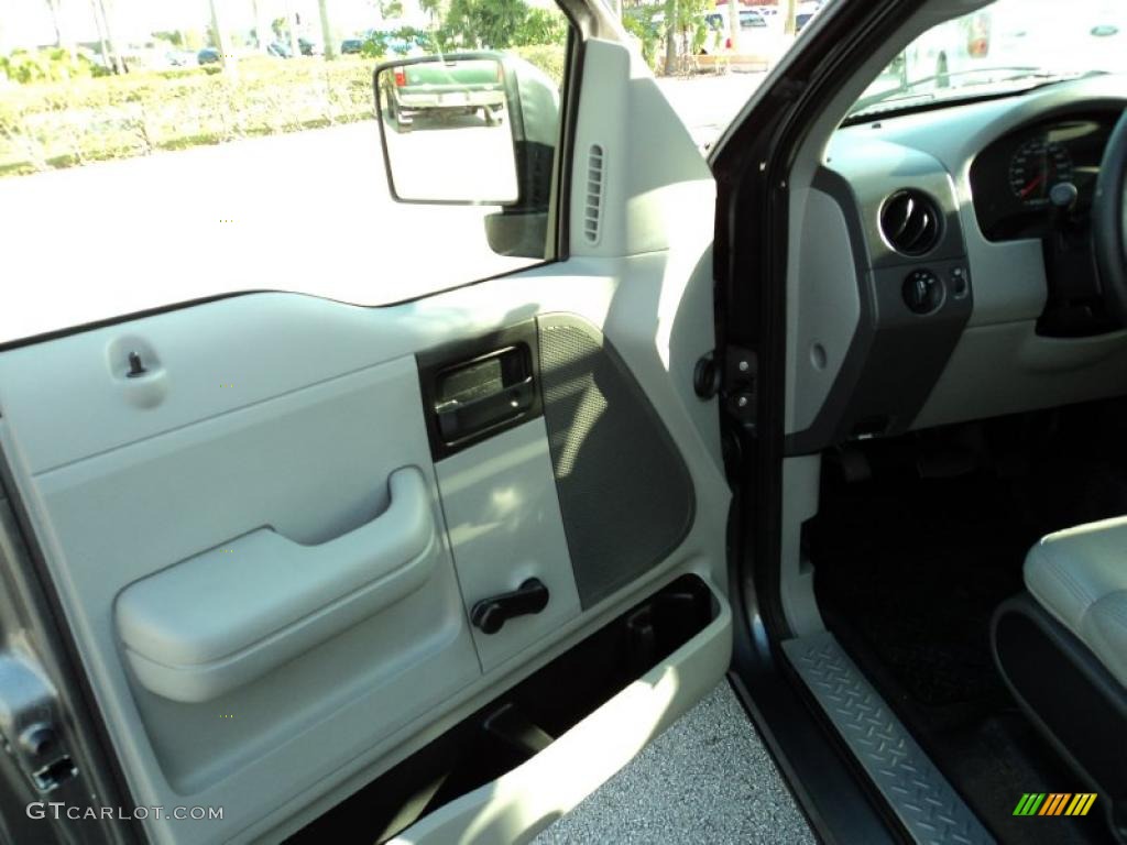 2008 F150 XL Regular Cab - Dark Shadow Grey Metallic / Medium/Dark Flint photo #18