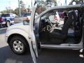 Radiant Silver - Frontier SE King Cab Photo No. 11