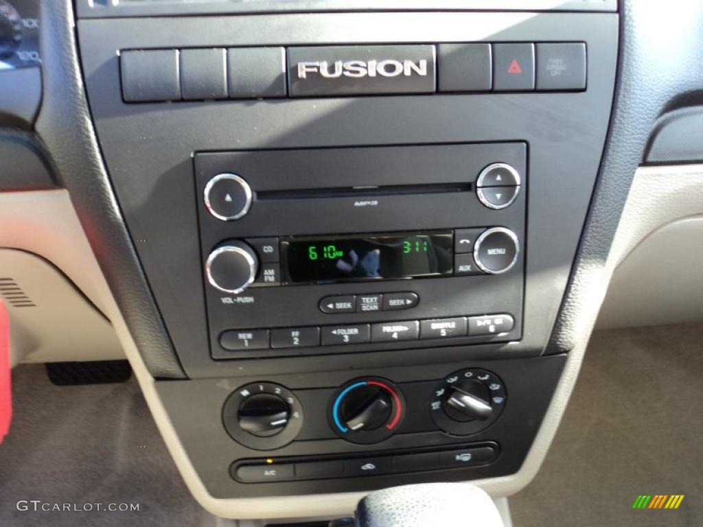 2008 Fusion S - Black Ebony / Camel photo #23