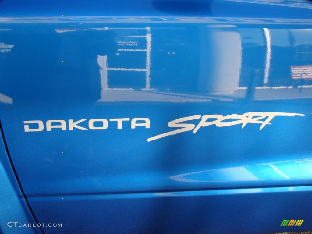 1999 Dodge Dakota Sport Extended Cab 4x4 Marks and Logos Photo #42699015