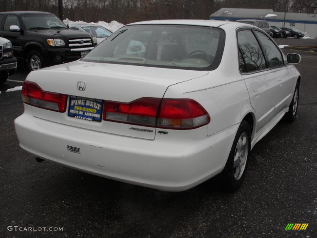 2001 Accord EX V6 Sedan - Taffeta White / Ivory photo #4