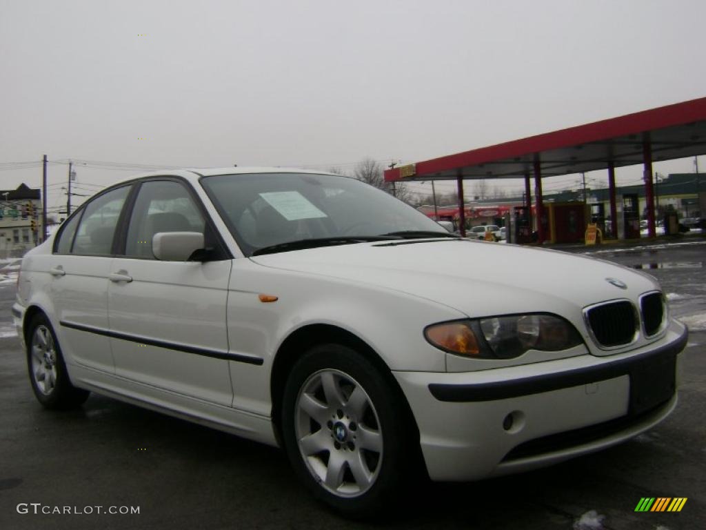 2004 3 Series 325i Sedan - Alpine White / Sand photo #4