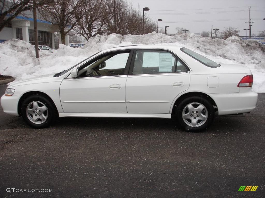 2001 Accord EX V6 Sedan - Taffeta White / Ivory photo #9