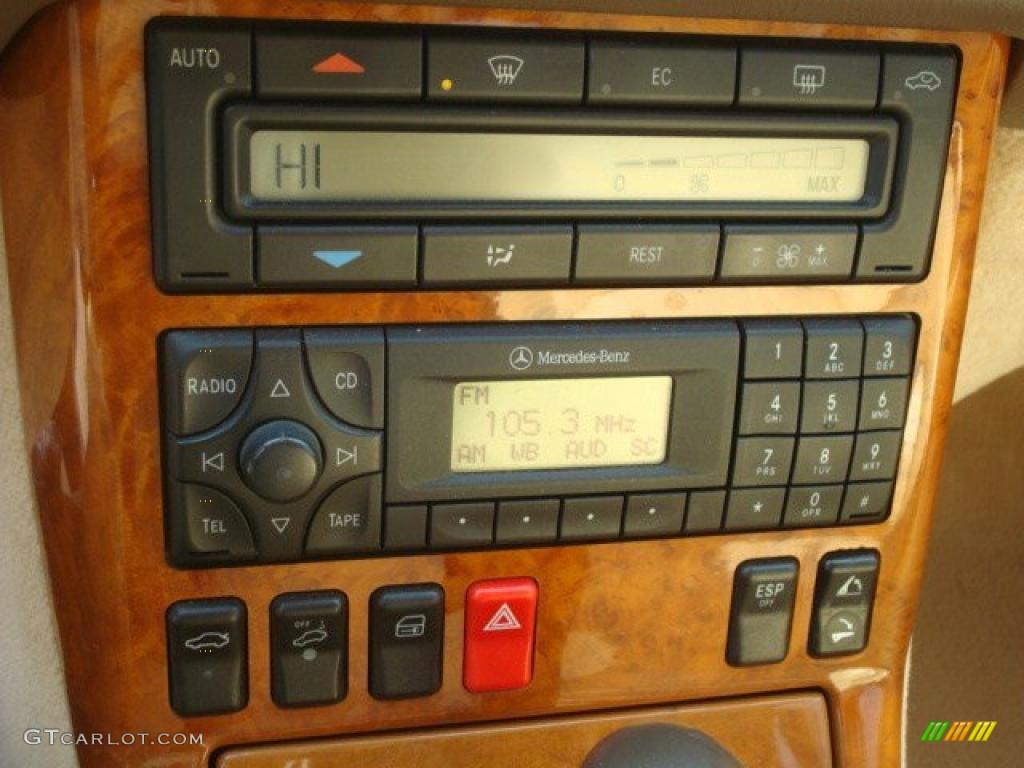 2000 Mercedes-Benz SL 500 Roadster Controls Photo #42701571