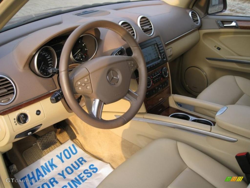 Macadamia Interior 2007 Mercedes Benz Gl 450 Photo 42704396