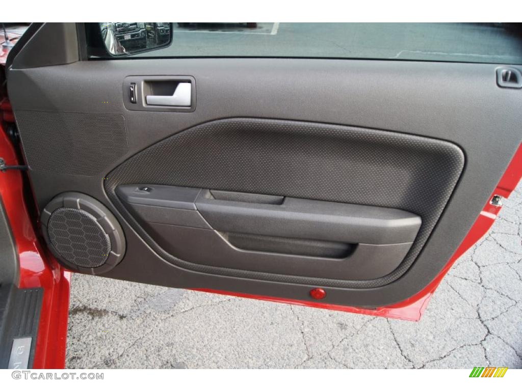 2008 Ford Mustang GT Premium Coupe Dark Charcoal Door Panel Photo #42707920