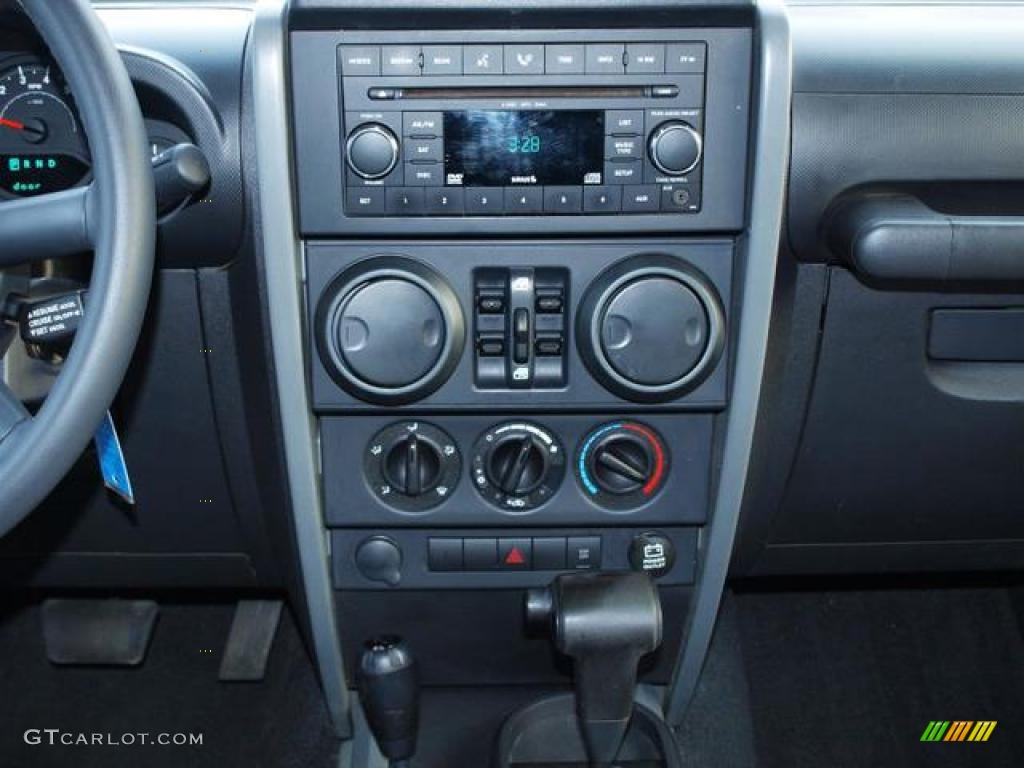 2008 Jeep Wrangler Unlimited X 4x4 Controls Photo #42710244