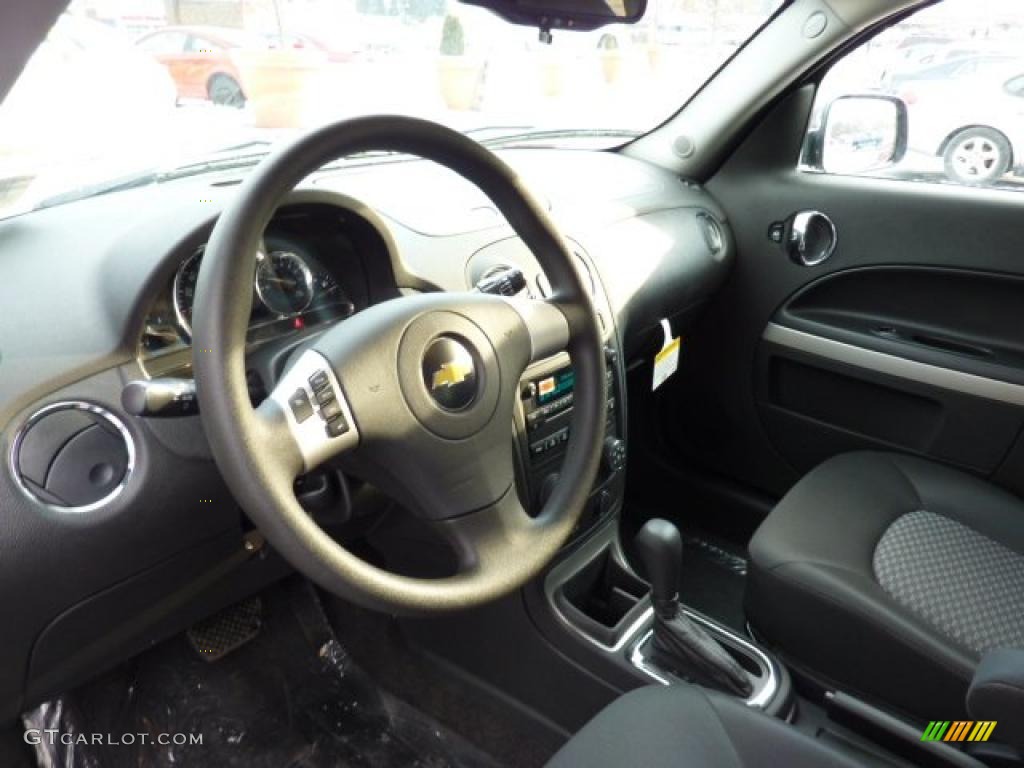 Ebony Interior 2011 Chevrolet HHR LS Photo #42719509