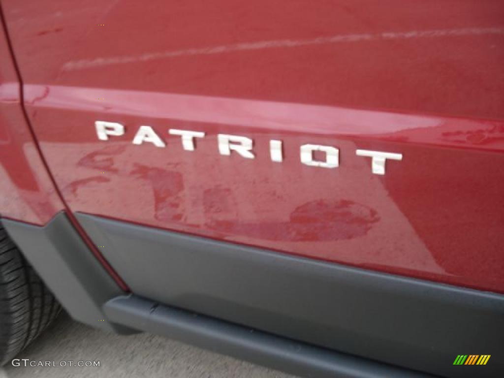 2011 Patriot Latitude X - Deep Cherry Red Crystal Pearl / Dark Slate Gray/Light Pebble photo #16