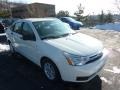 White Suede - Focus SE Sedan Photo No. 1