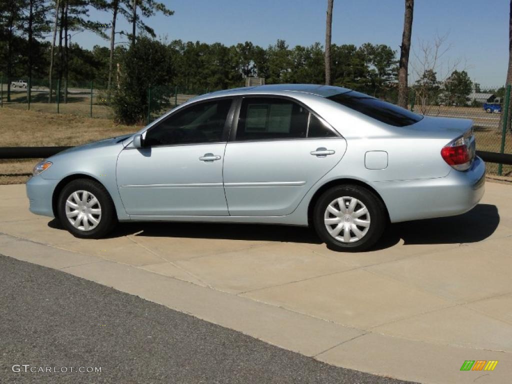 2006 Camry LE - Sky Blue Pearl / Taupe photo #7