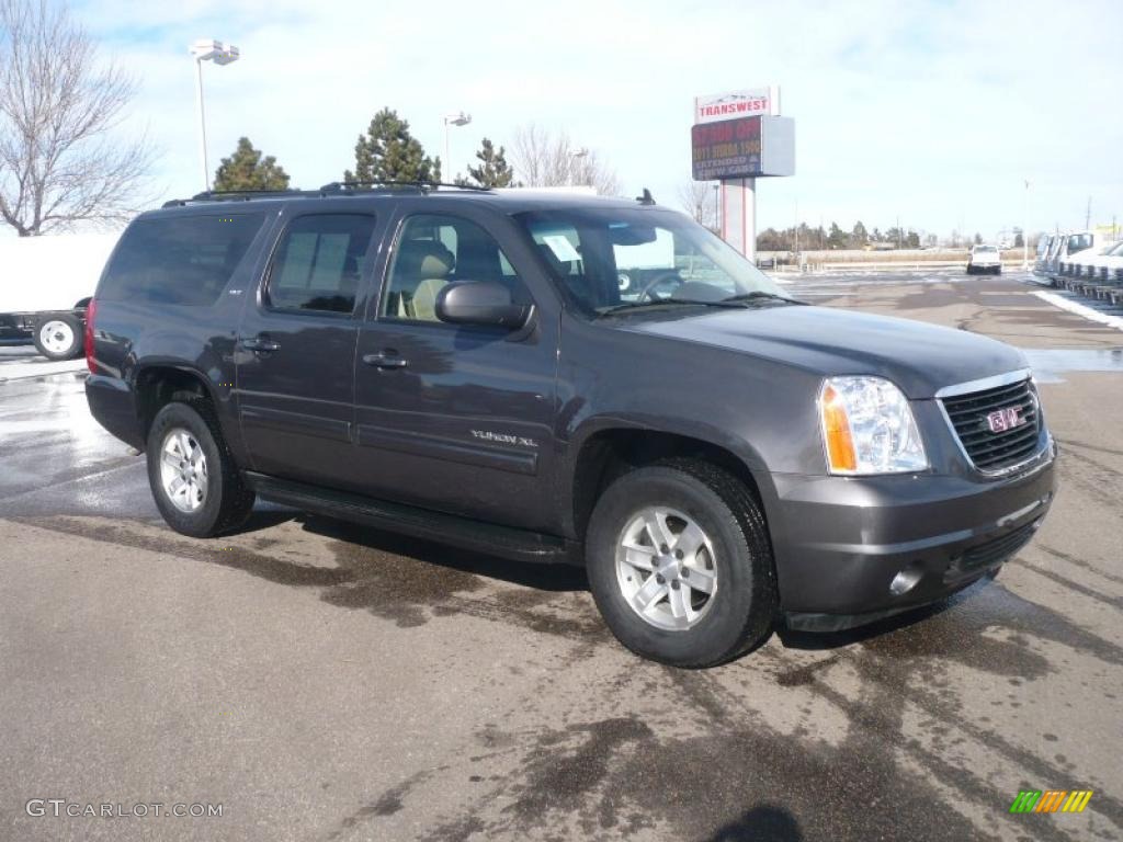 2010 Yukon XL SLT 4x4 - Storm Gray Metallic / Light Tan photo #1