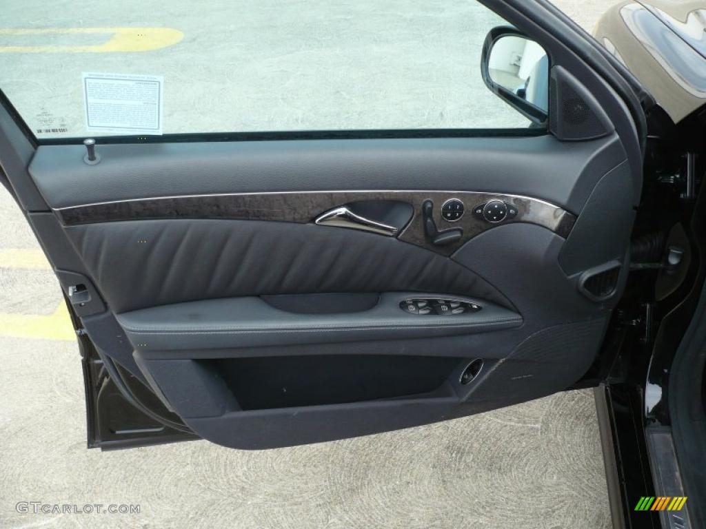 2006 Mercedes-Benz E 55 AMG Sedan Charcoal Door Panel Photo #42739875