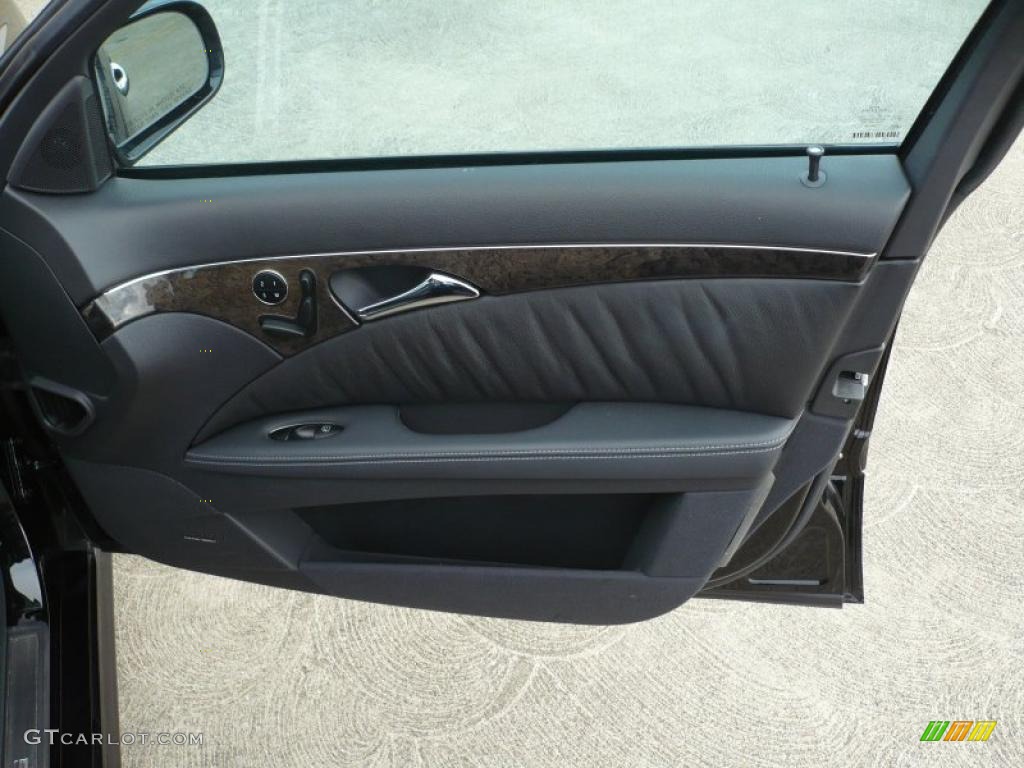 2006 Mercedes-Benz E 55 AMG Sedan Charcoal Door Panel Photo #42739987