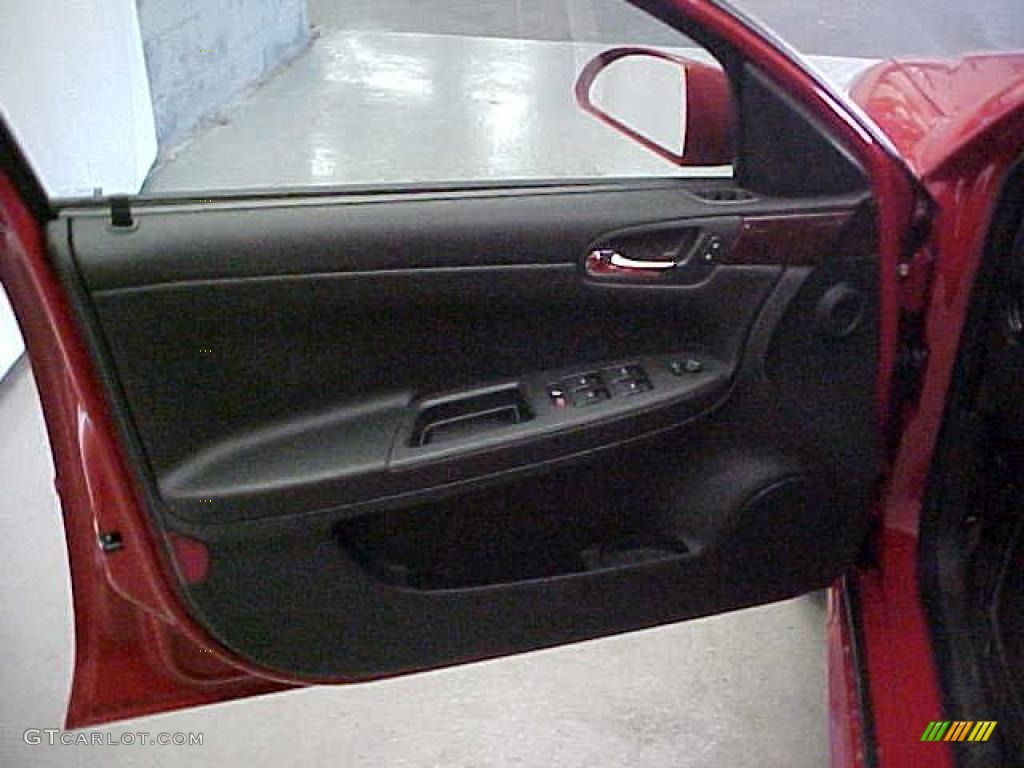 2011 Impala LT - Victory Red / Ebony photo #12