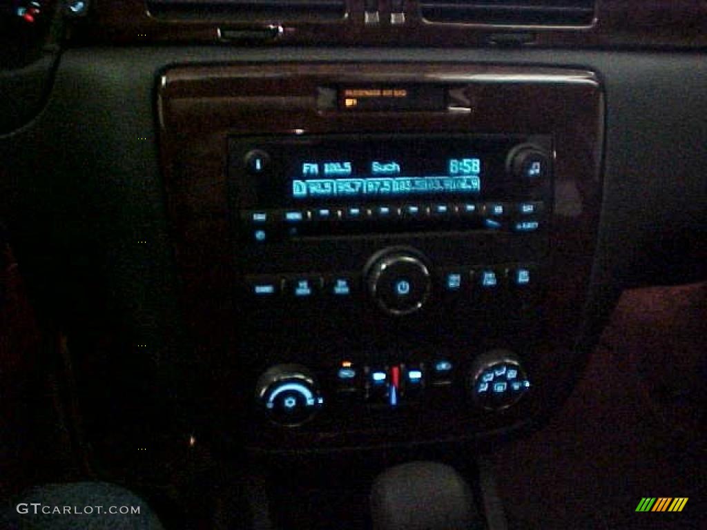 2011 Impala LT - Victory Red / Ebony photo #19