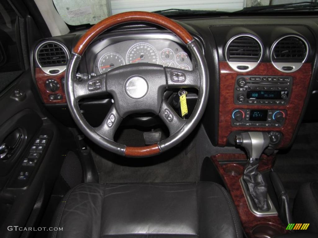 2005 GMC Envoy Denali Ebony Dashboard Photo 42740956