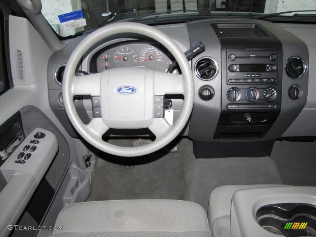 2006 F150 XLT SuperCrew - Black / Medium/Dark Flint photo #14