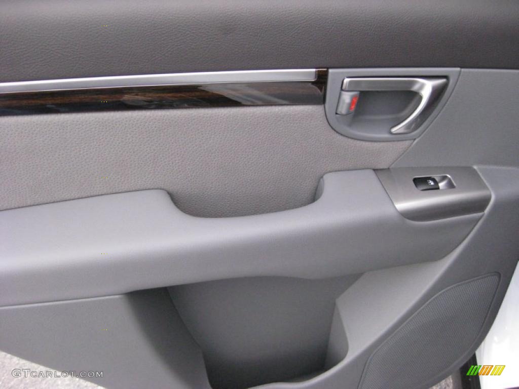 2011 Hyundai Santa Fe SE AWD Gray Door Panel Photo #42746220