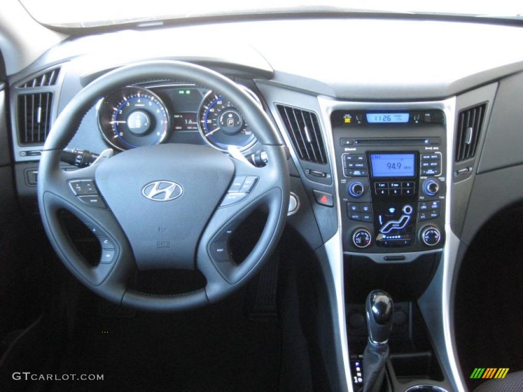 2011 Hyundai Sonata SE 2.0T Black Dashboard Photo #42748796