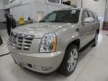 Quicksilver - Escalade AWD Photo No. 1
