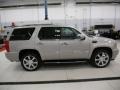 Quicksilver - Escalade AWD Photo No. 4