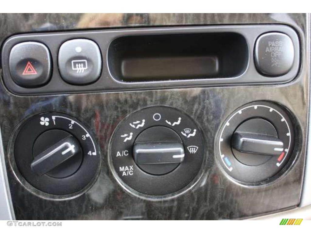 2007 Mercury Mariner Luxury Controls Photo #42753484