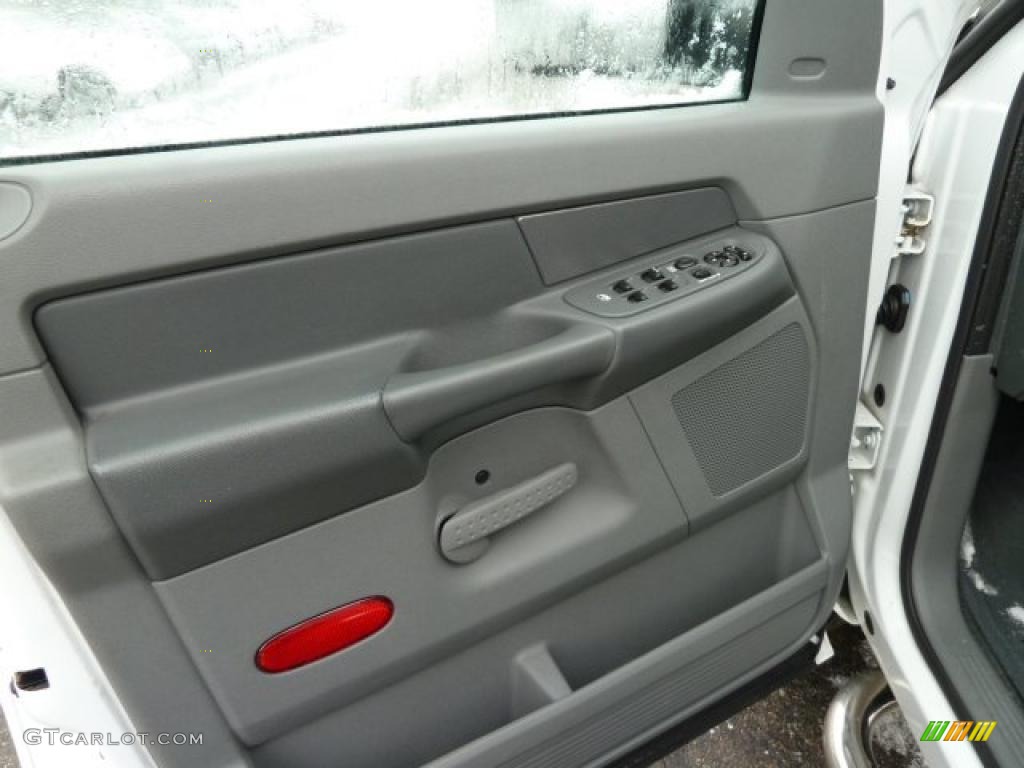 2006 Ram 1500 SLT Quad Cab 4x4 - Bright White / Medium Slate Gray photo #11