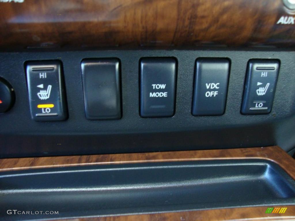 2010 Nissan Titan LE Crew Cab 4x4 Controls Photo #42754281