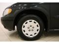  2004 Town & Country LX Wheel